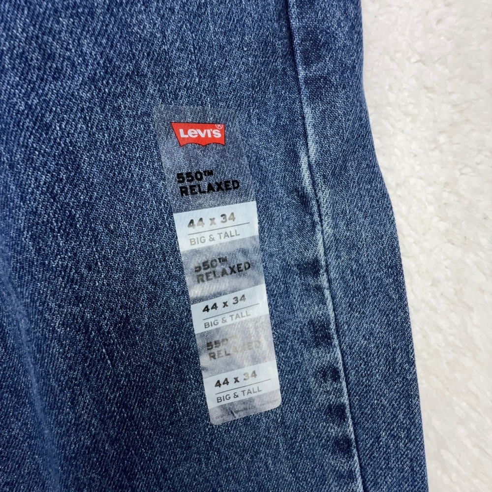 Levis 550 Relaxed Fit Mens Blue Jeans 44x34 NWT - Picture 8 of 8